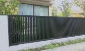 別墅圍墻護欄安裝采用鋁藝材質的比較普遍